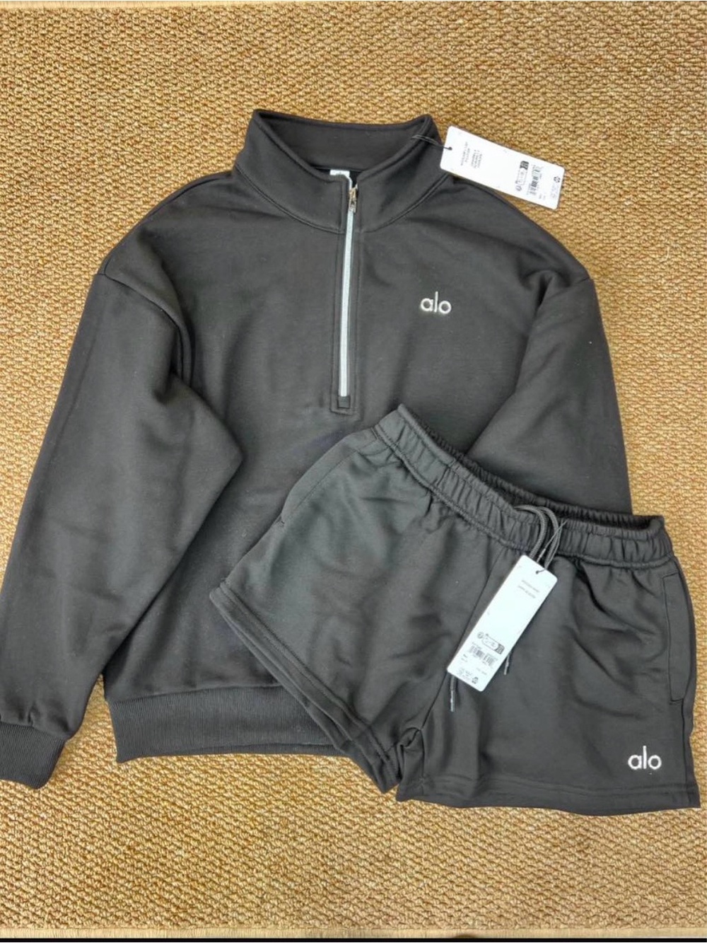 ALO Yoga Black Pull-On Athletic Shorts